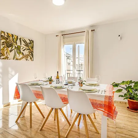 Stunning Air Conditioned House