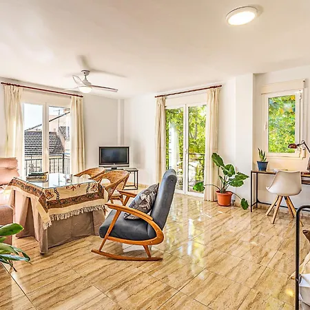 Stunning Air Conditioned House *
